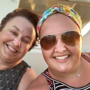 Meet your Posher, Carly